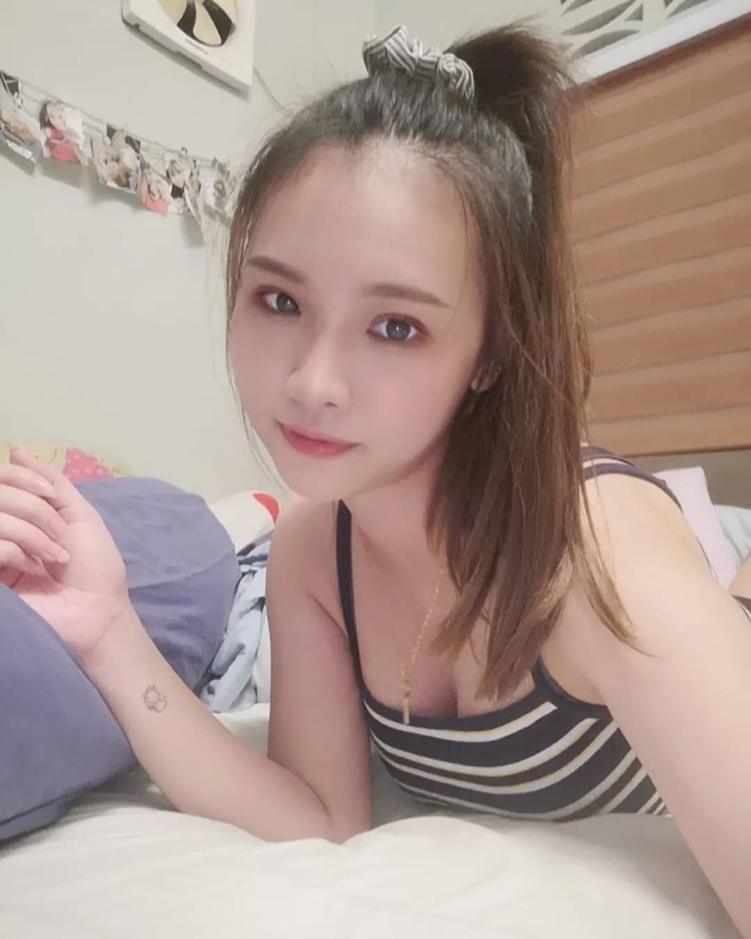 去过最妩媚，玩弟弟最厉害sao货